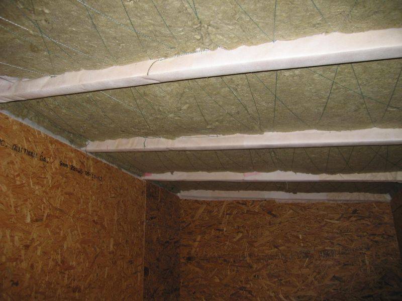 Тонкости процесса шпаклевки потолка