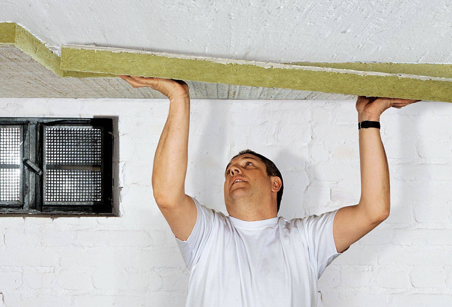 Утепление подвала в частном доме – теплоизоляция подвального помещения снаружи и изнутри + фото-видео