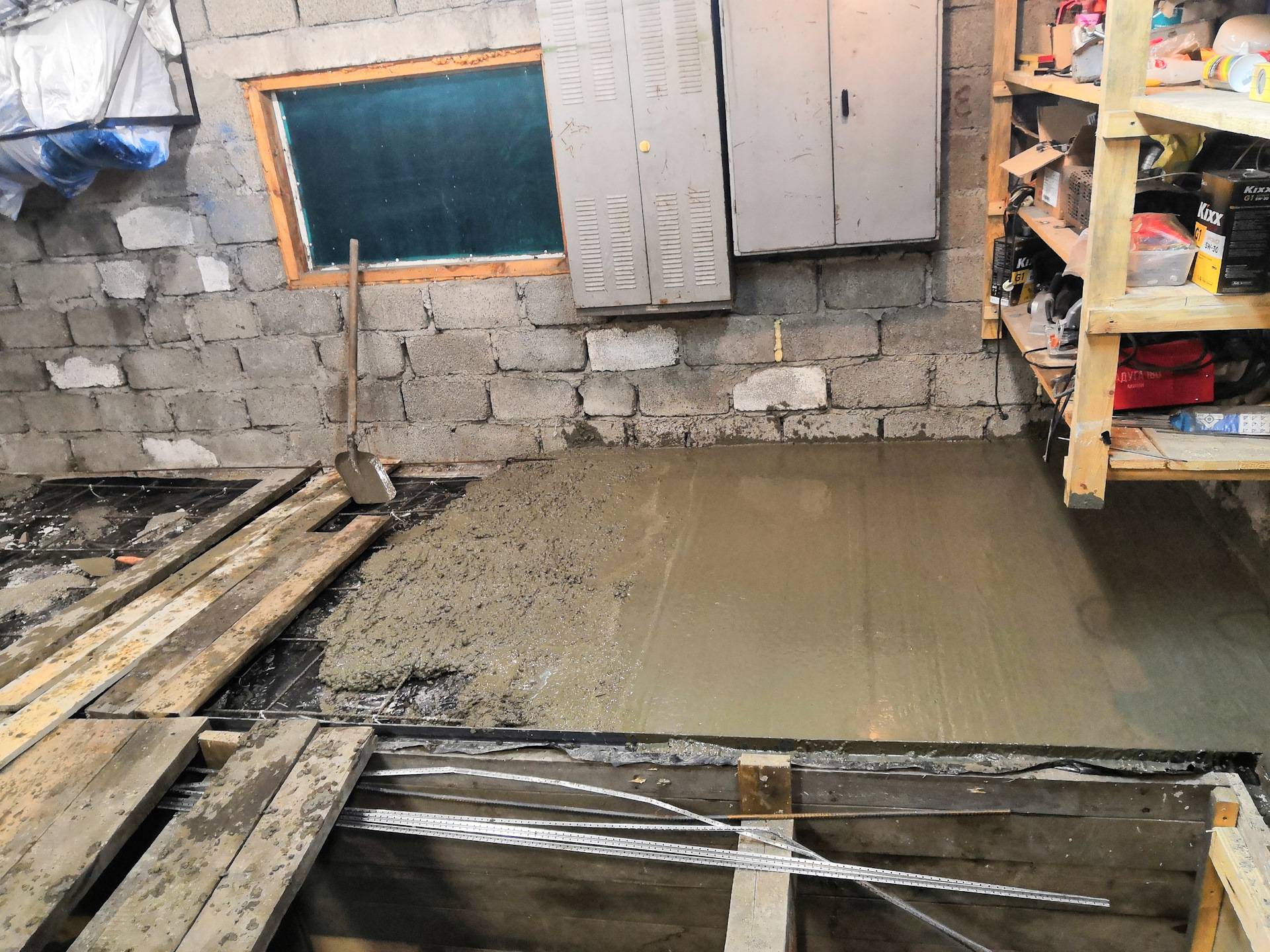 Пол в гараже — чем утеплить бетонный и деревянный