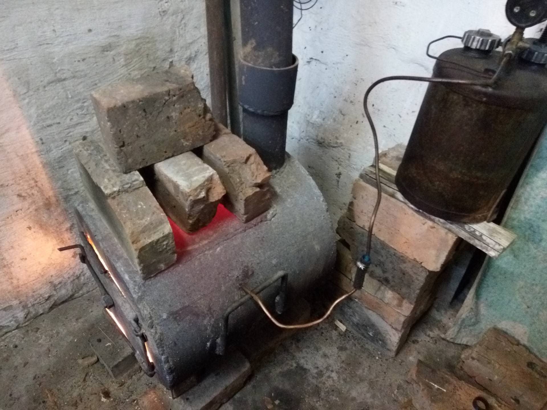 Самодельная печка для отопления гаража