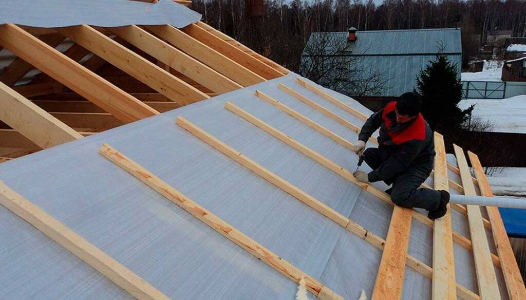 Как правильно сделать пароизоляцию крыши: укладка, как стелить, нюансы